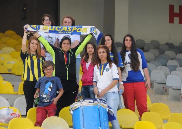 �lerlemek �&ccedil;in L&uuml;tfen Foto�raf�n &Uuml;zerine T�klay�n�z >>