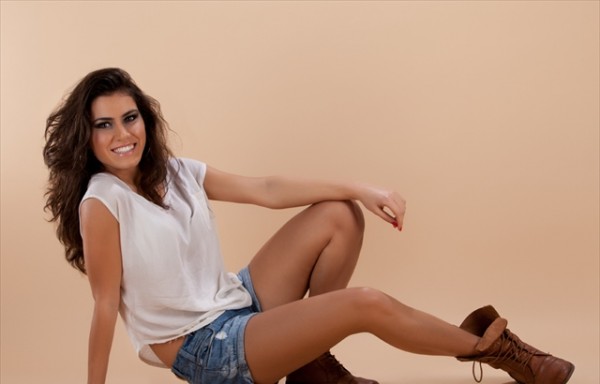 �lerlemek �&ccedil;in L&uuml;tfen Foto�raf�n &Uuml;zerine T�klay�n�z >>