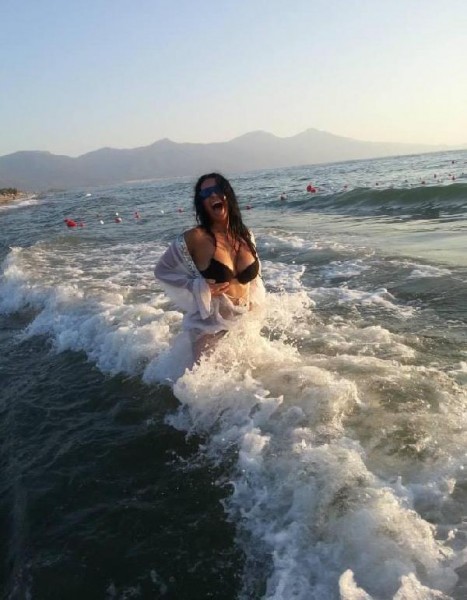 �lerlemek �&ccedil;in L&uuml;tfen Foto�raf�n &Uuml;zerine T�klay�n�z >>