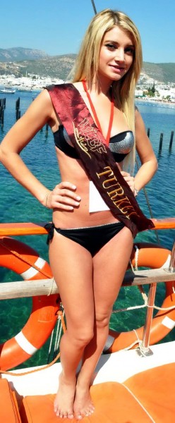 �lerlemek �&ccedil;in L&uuml;tfen Foto�raf�n &Uuml;zerine T�klay�n�z >>