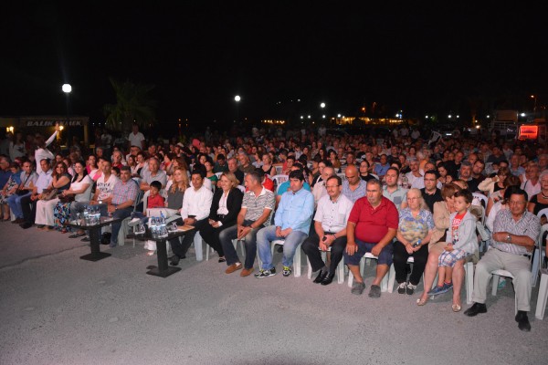 �lerlemek �&ccedil;in L&uuml;tfen Foto�raf�n &Uuml;zerine T�klay�n�z >>